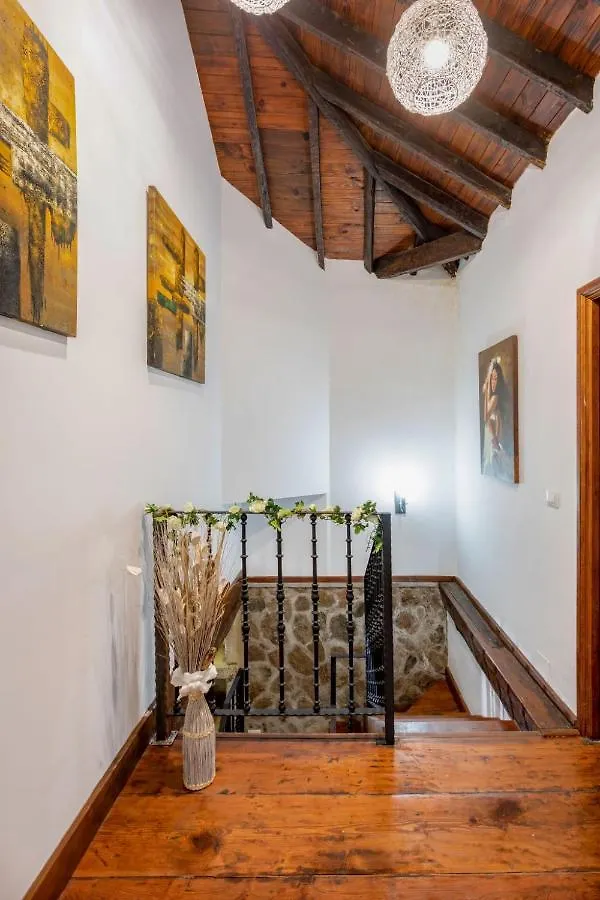 Chalet Villa Torrita By Interhome Ля Оротава