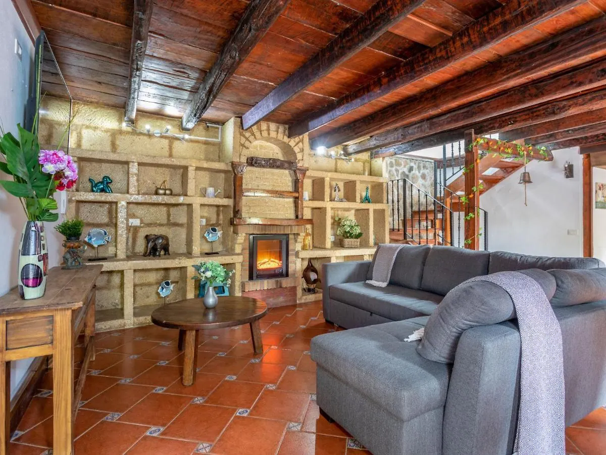Chalet Villa Torrita By Interhome Ля Оротава